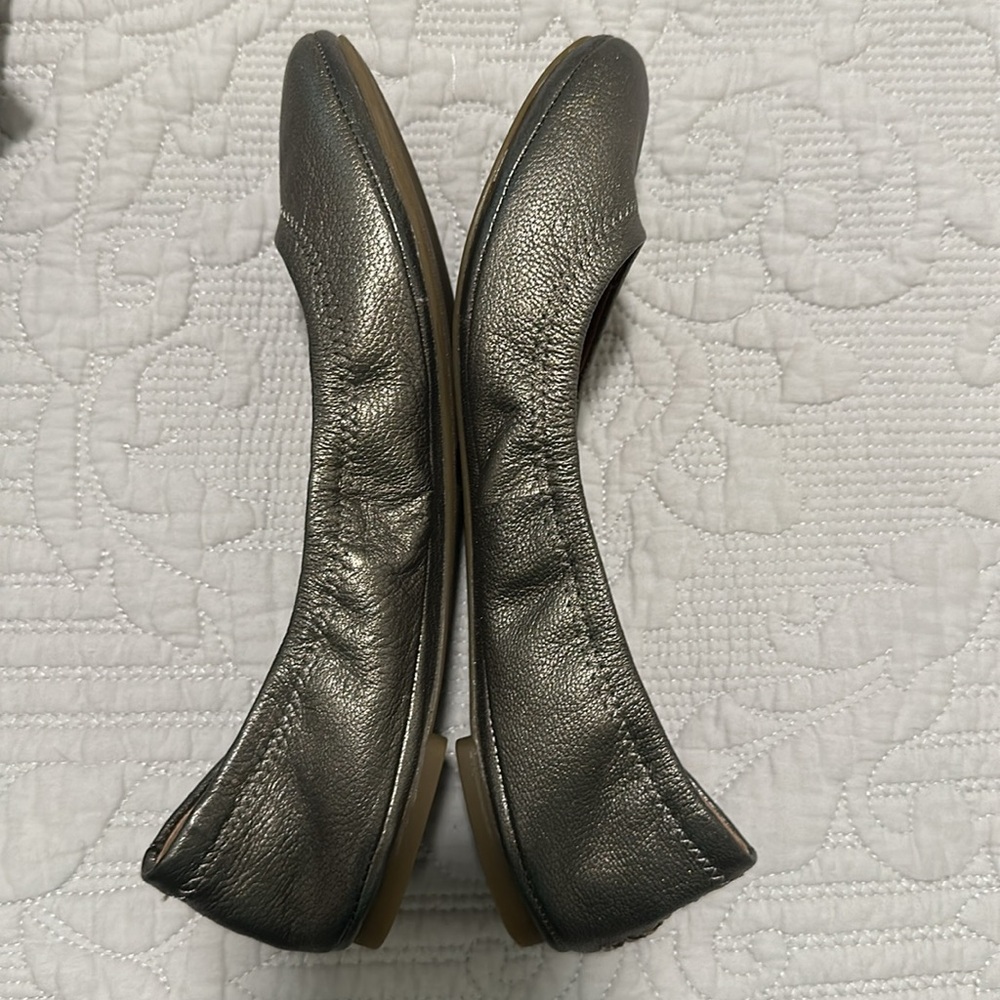 Lucky Brand Pewter Flats New - Picture 5 of 7